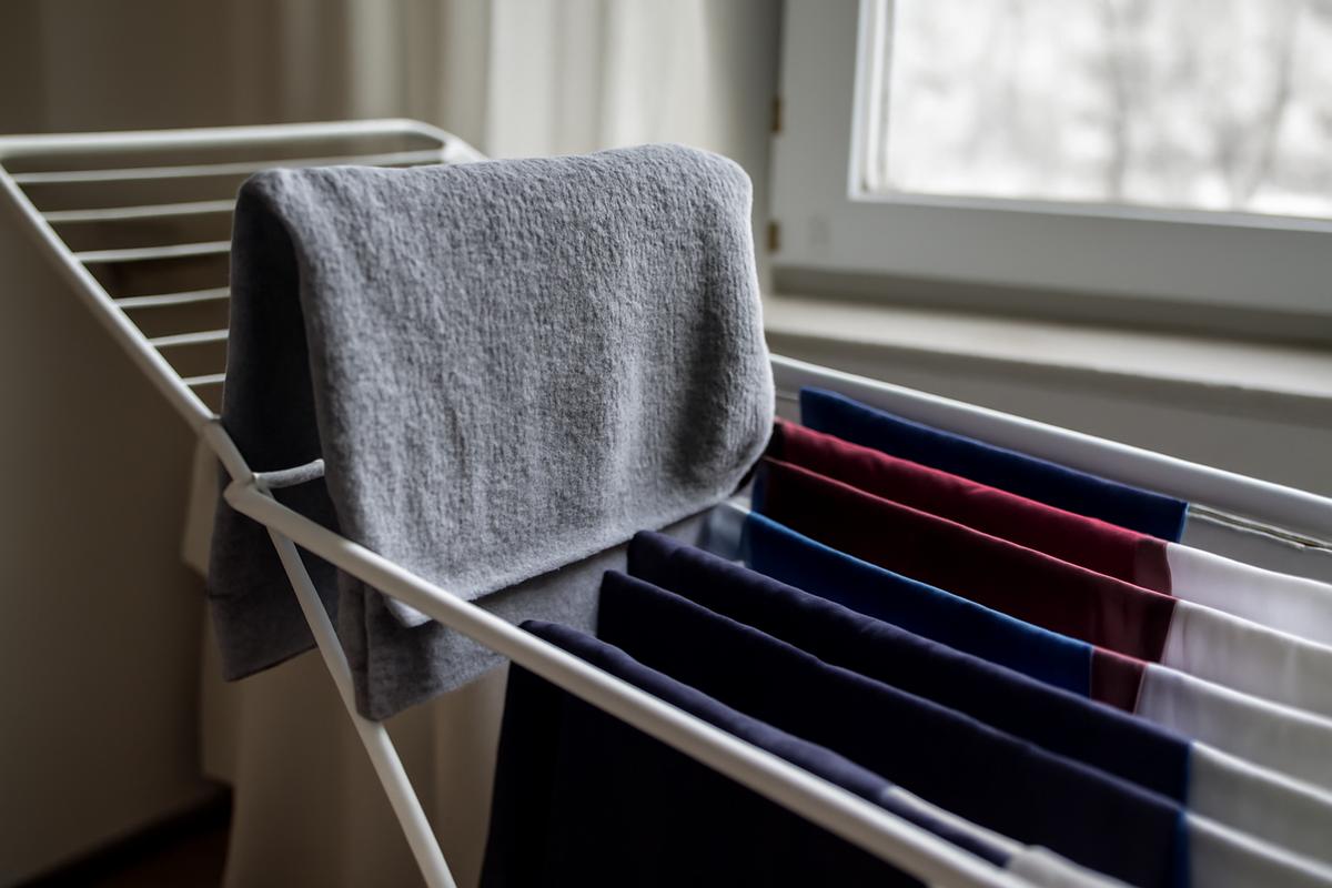 Why winter laundry takes twice as long to dry
